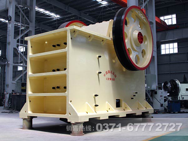 對液壓保護(hù)顎式破碎機(jī)設(shè)備的價(jià)格分析