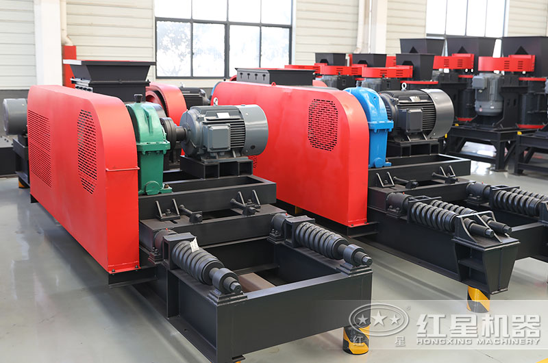 時(shí)產(chǎn)80噸對(duì)輥制砂機(jī)多少錢一臺(tái)？