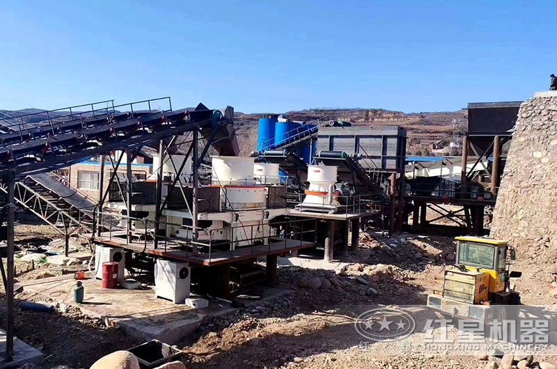 大型石頭碎沙機(jī)工作現(xiàn)場(chǎng)實(shí)拍圖