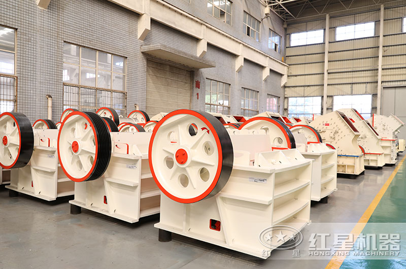 顎式碎石機圖片