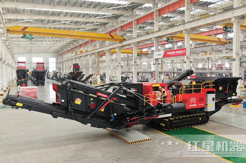 履帶式移動破碎車圖片，制造車間