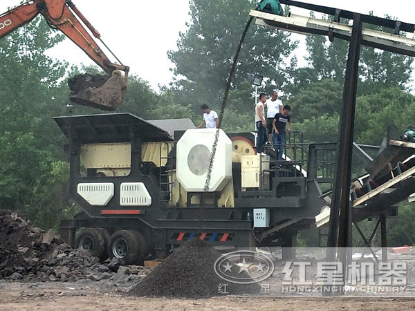 設備作業(yè)現(xiàn)場