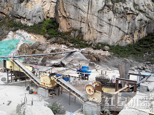 廣東湛江成套制砂生產(chǎn)線現(xiàn)場