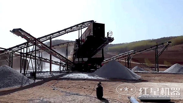 柴油小型流動(dòng)石子破碎機(jī)價(jià)格多少錢？產(chǎn)量是多少？