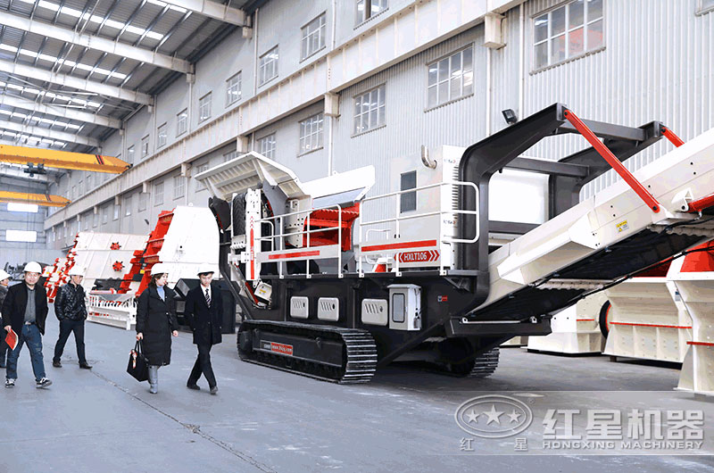 想找型號全、價格優(yōu)惠的履帶液壓巖石破碎機廠家，來這里！