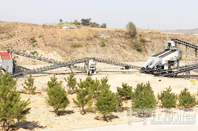 五十萬之內(nèi)的小型石頭制沙機都有哪種，產(chǎn)量多大？