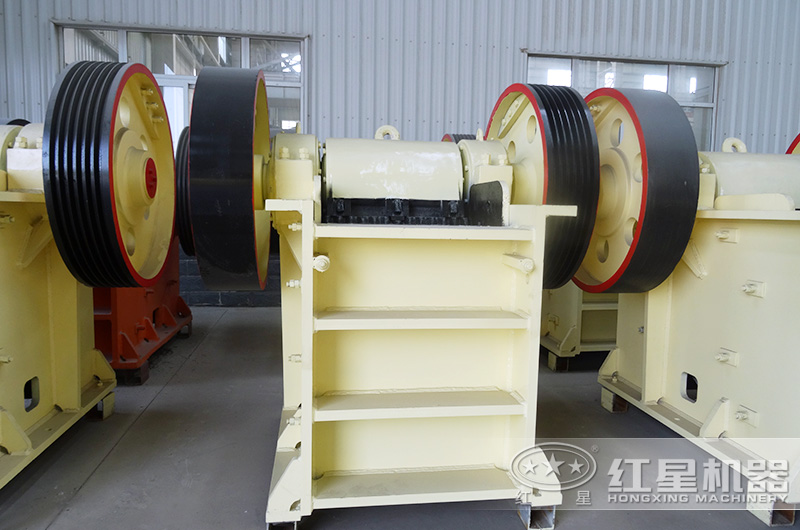 pex250×750細(xì)鄂式破碎機(jī)可以處理干的煤瀝青嗎？