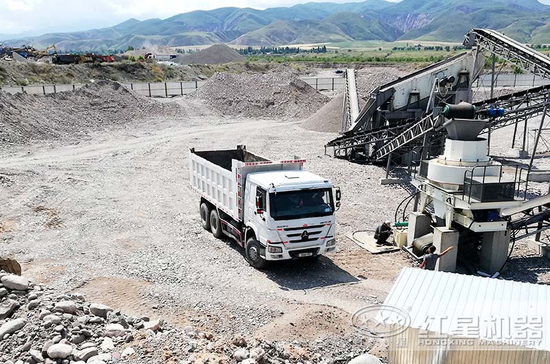 開個小型機(jī)制砂場需要多少錢？需要購買哪些機(jī)制砂機(jī)器？
