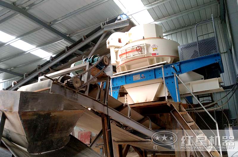 河石碎沙機(jī)多少錢？生產(chǎn)出來(lái)的人工沙與河沙有什么區(qū)別？