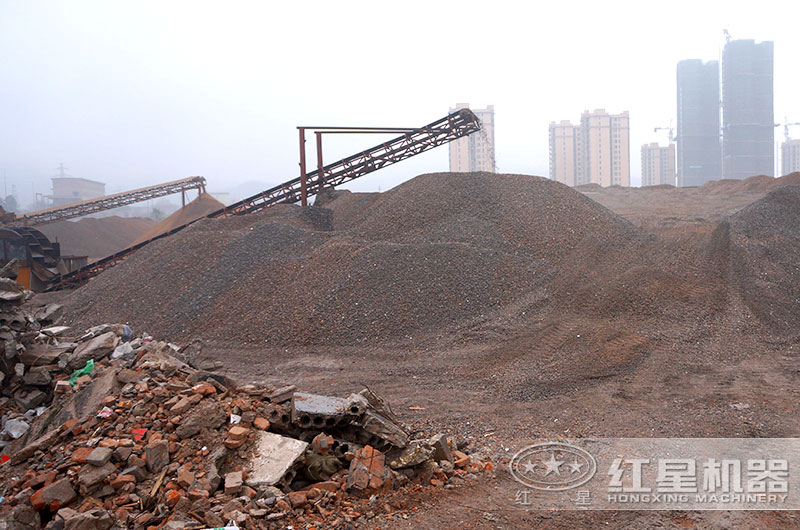 建筑垃圾變廢為磚設(shè)備多少錢，建筑垃圾做的磚多少錢一塊？