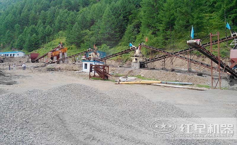 一臺(tái)小型號(hào)的石頭磨沙子機(jī)器多少錢？