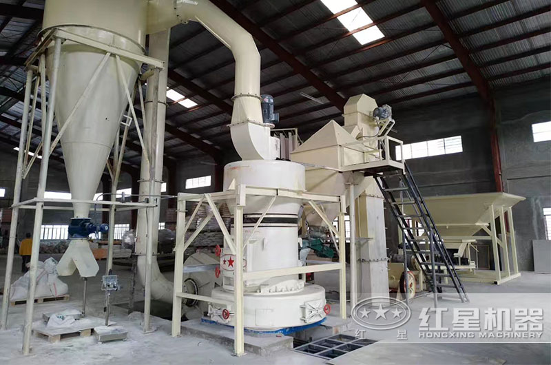 有沒有磨粉機現(xiàn)場工作視頻？多少錢一臺？