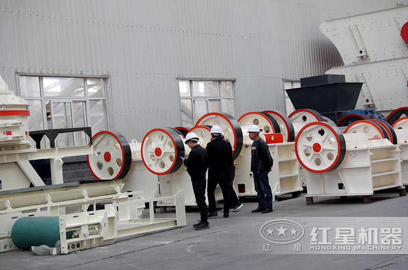 破碎石頭的設備有哪些？內含設備圖片