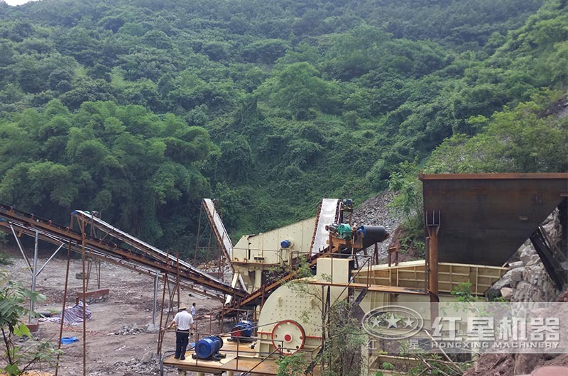 1615型重錘式破碎機生產能力如何，報價是多少