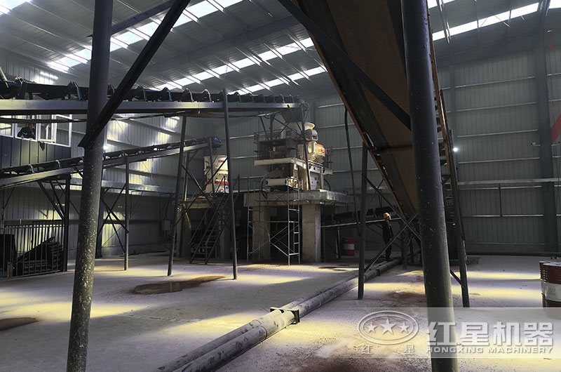 洞渣加工砂石合法嗎？繳納資源稅嗎？需要用到哪些砂石加工設(shè)備？