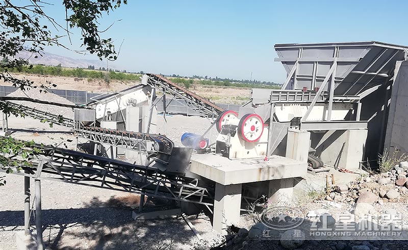 礦山鄂式破碎機價格一臺是多少錢？詳看紅星破碎機2021新報價