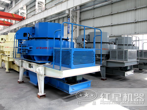 砂石設備常選神機：立式?jīng)_擊式破碎機